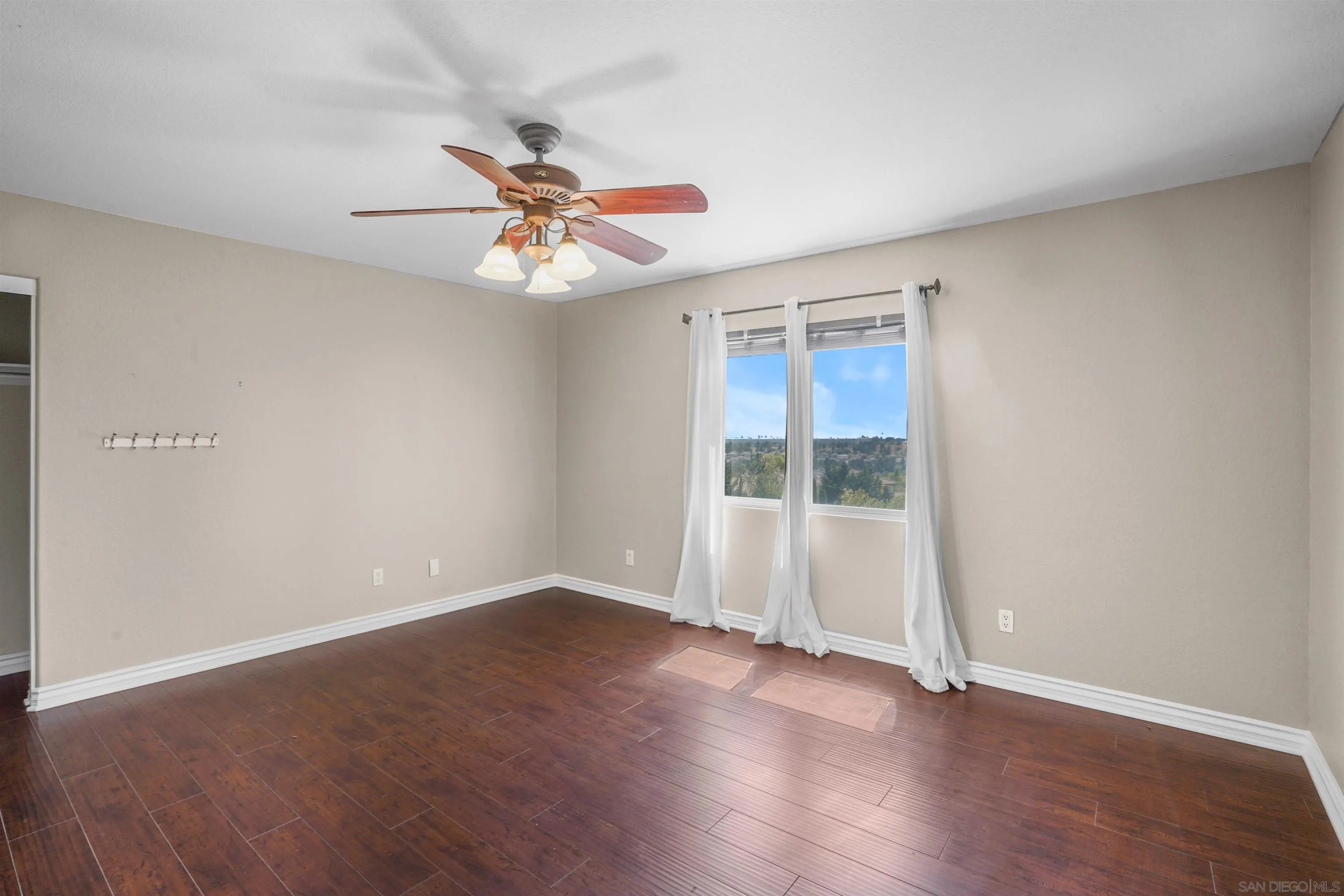 874 Sunset Ridge Place Chula Vista, CA 91914 - Photo 34 of 58 Gallery Image 34
