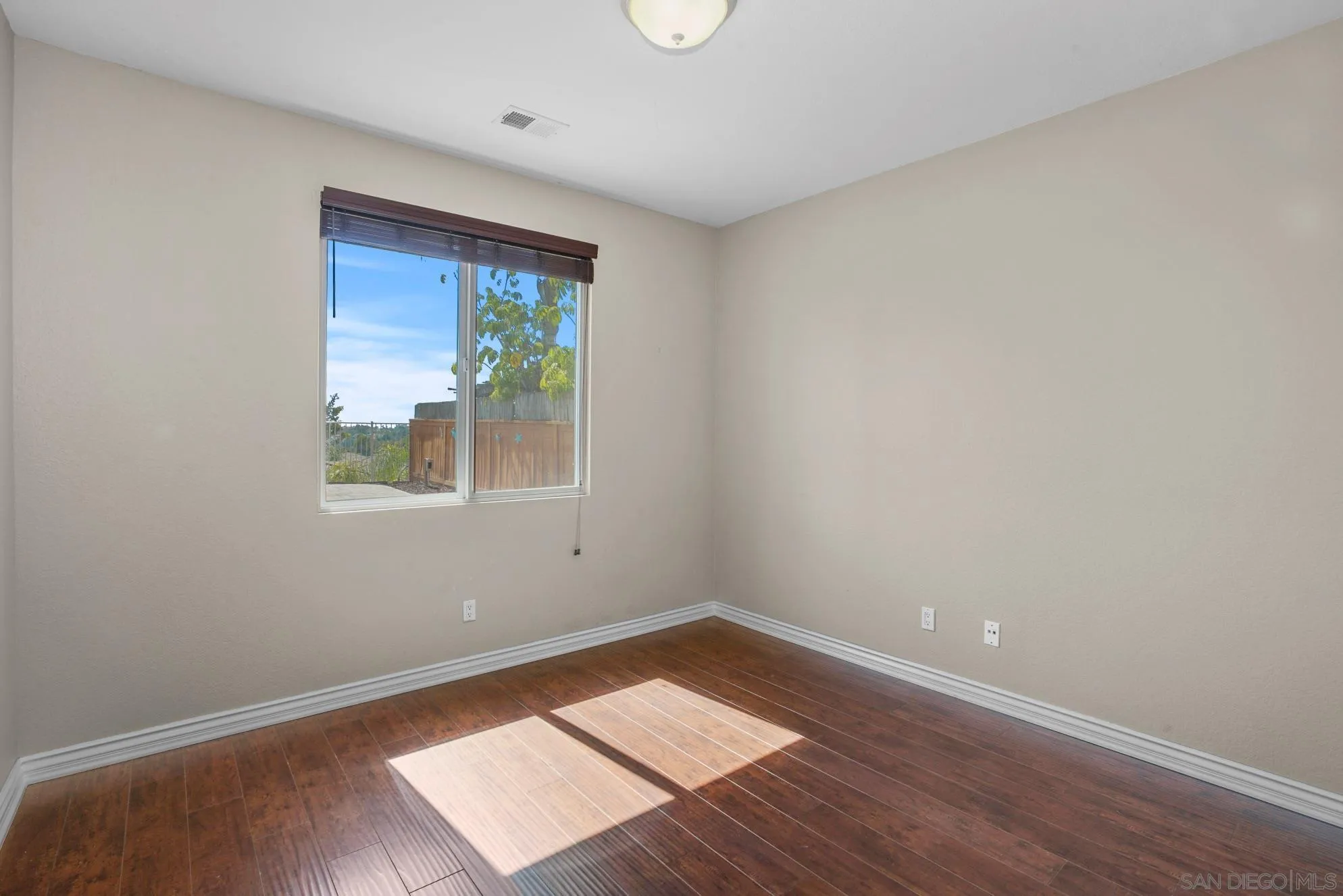 874 Sunset Ridge Place Chula Vista, CA 91914 - Photo 35 of 58 Gallery Image 35