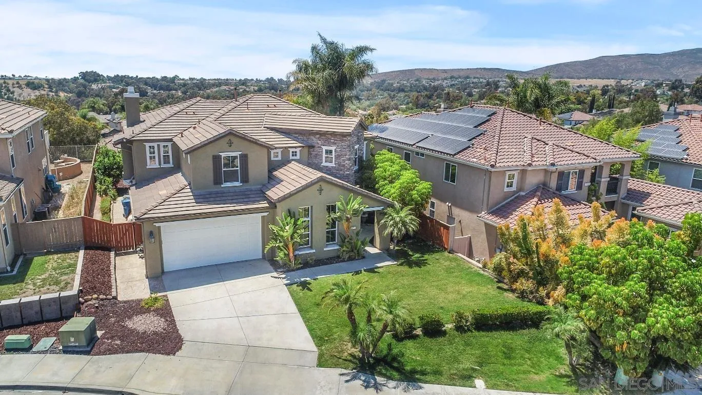 874 Sunset Ridge Place Chula Vista, CA 91914 - Photo 4 of 58 Gallery Image 4