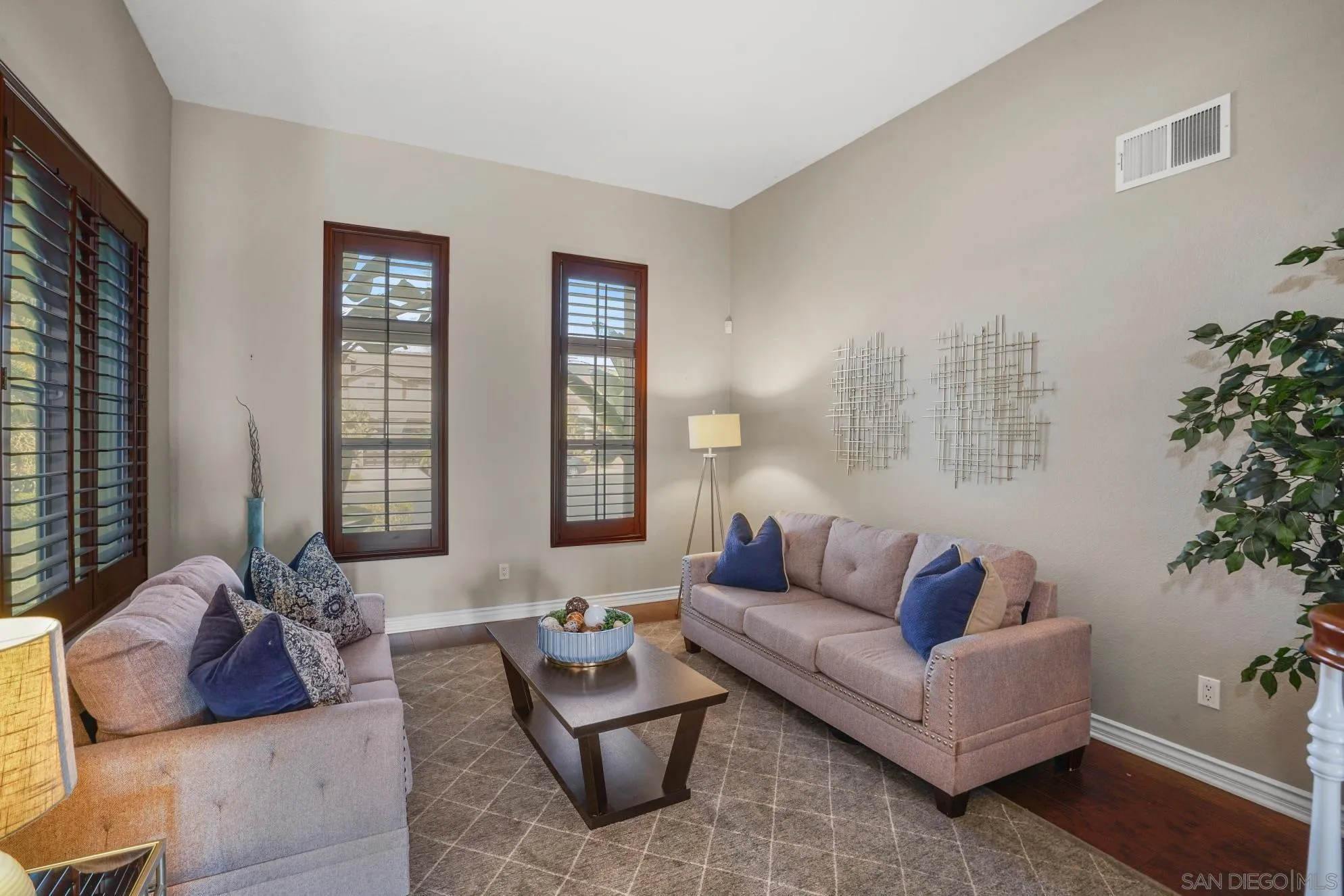874 Sunset Ridge Place Chula Vista, CA 91914 - Photo 9 of 58 Gallery Image 9