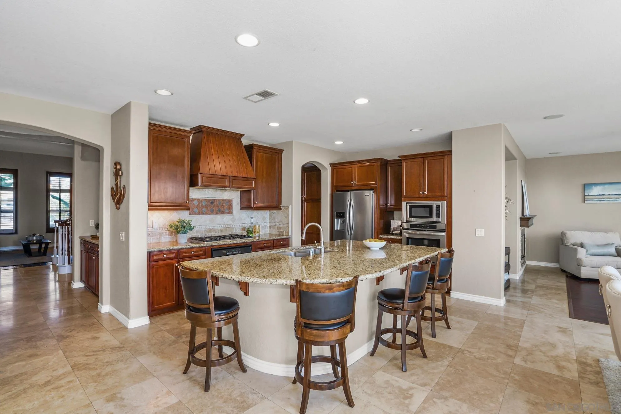 874 Sunset Ridge Place Chula Vista, CA 91914 - Photo 10 of 58 Gallery Image 10