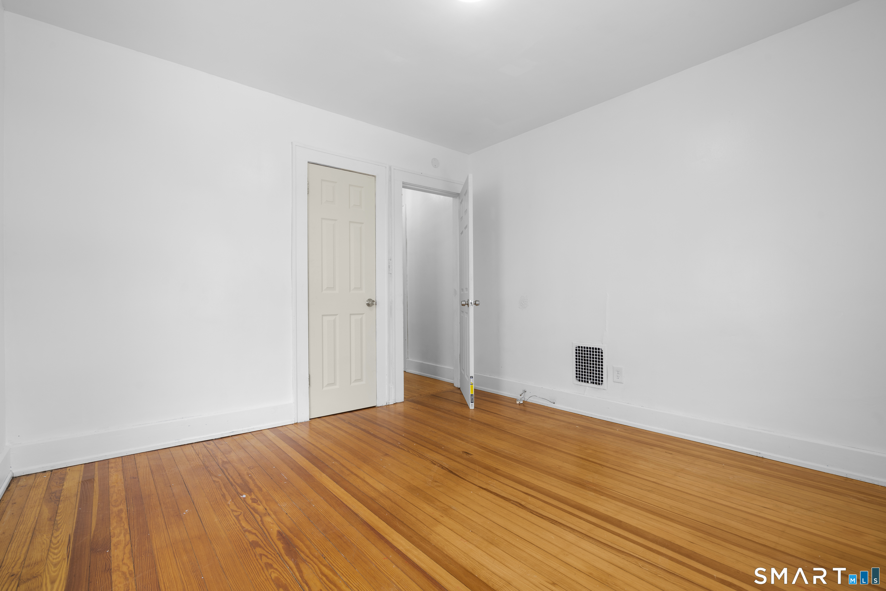 30 Clark Street Ansonia, CT 06401 - Photo 15 of 39