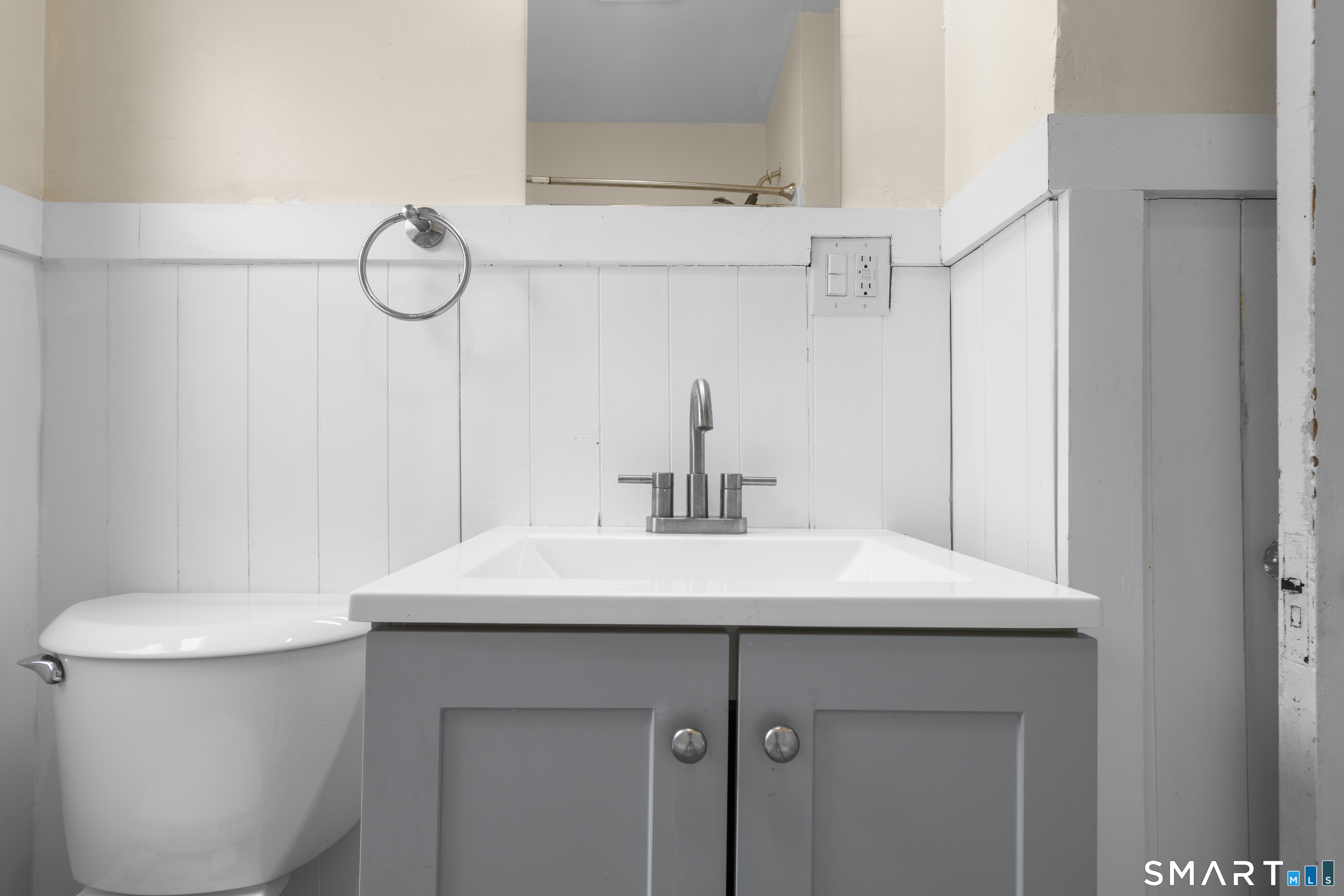 30 Clark Street Ansonia, CT 06401 - Photo 9 of 39