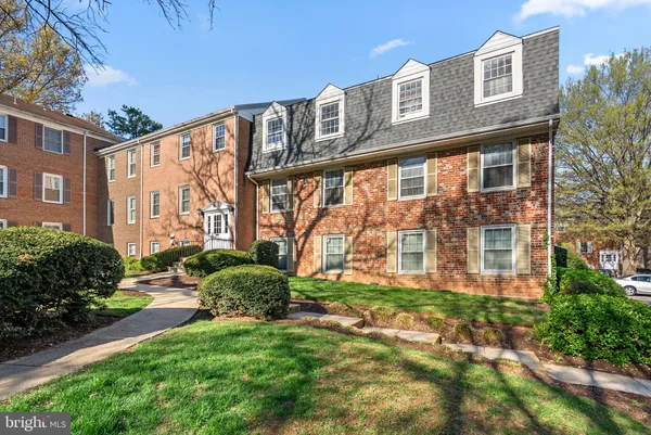 $222,000 | 740 Quince Orchard Boulevard, Unit 102, Gaithersburg, MD 20878