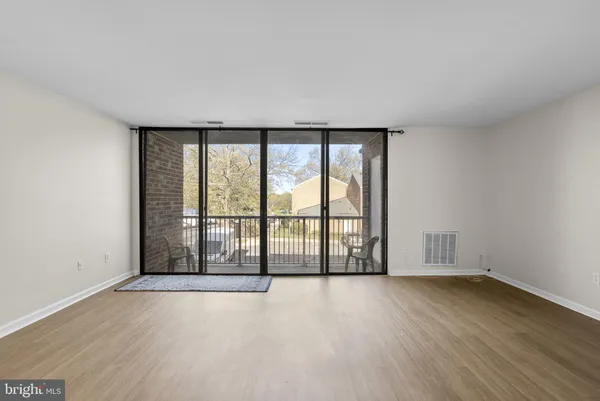 $222,000 | 740 Quince Orchard Boulevard, Unit 102, Gaithersburg, MD 20878