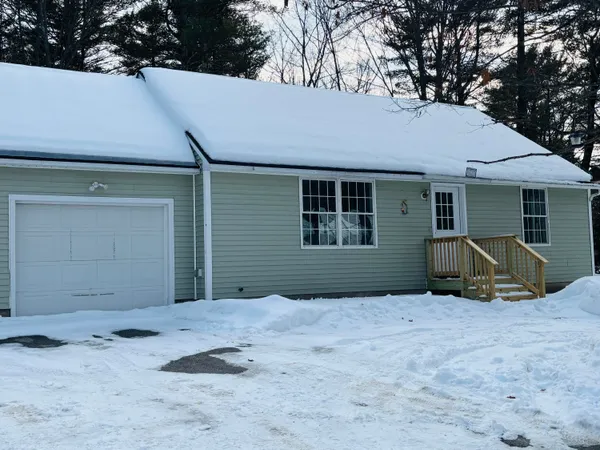 $299,900 | 102 Country Club Road 1, Unit 11A, Sanford, ME 04073