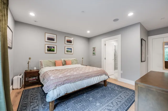 $5,300 | 510 Dorchester Avenue, Unit 2R, Boston, MA 02127