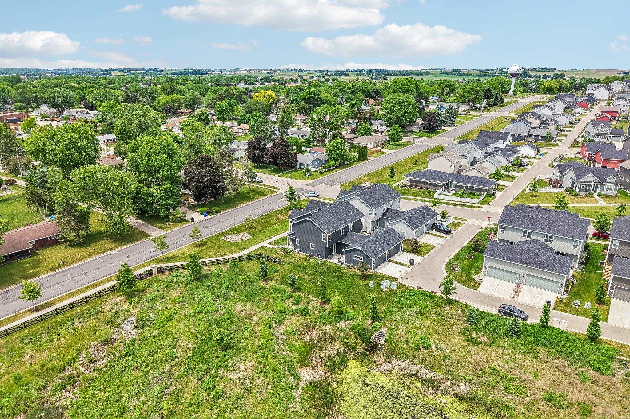 201 North Division Street Waunakee, WI 53597 - Photo 36 of 38