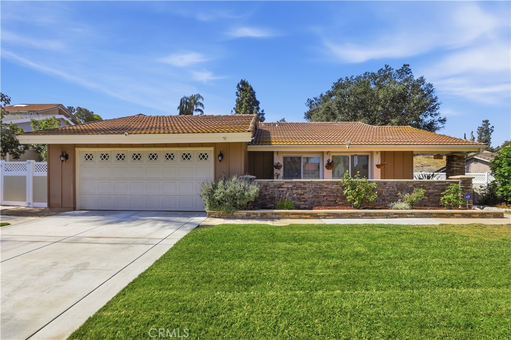 1340 Cadwell Court Riverside, CA 92506 - Photo 2 of 63 front view of a house with a yard
