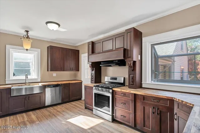 $309,888 | 300 Dogwood Lane, Hamlet, NC 28345