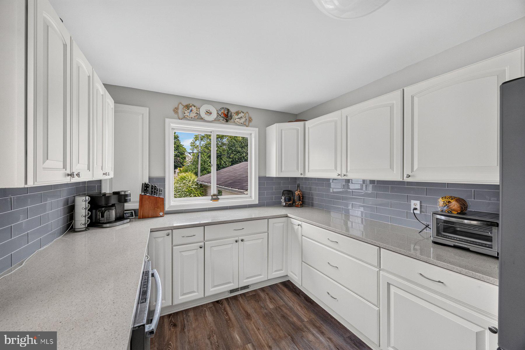 40 Johnson Road Pasadena, MD 21122 - Photo 29 of 47