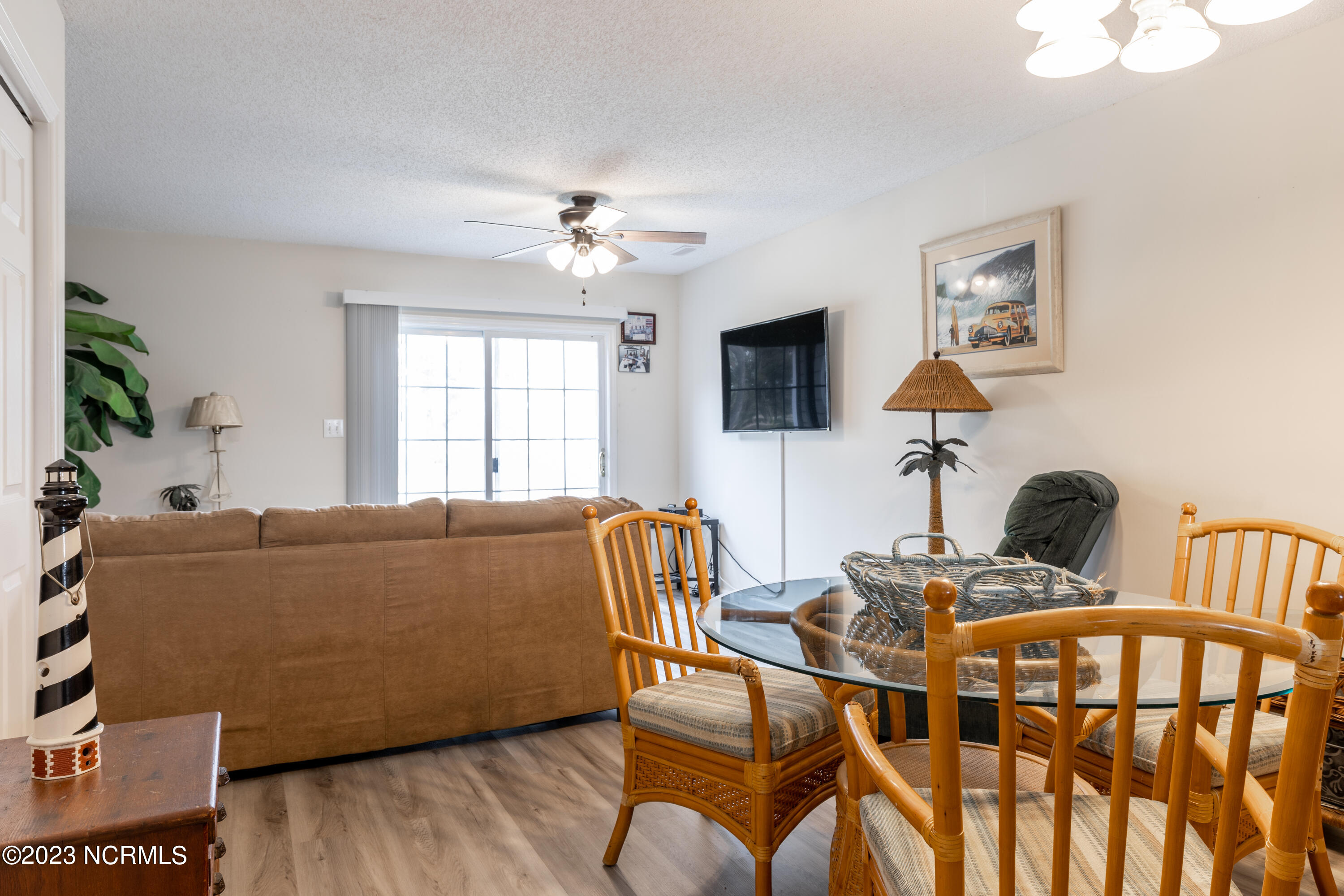 601 Peletier Loop Road, Unit E27 Swansboro, NC 28584 - Photo 6 of 17 Dining Combo