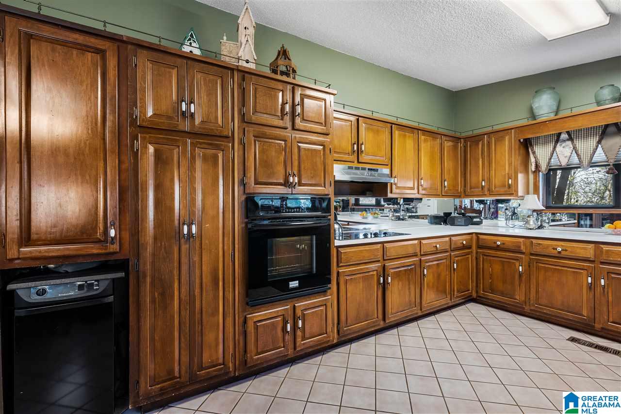 1133 Hob Hill Road Birmingham, AL 35235 - Photo 14 of 49