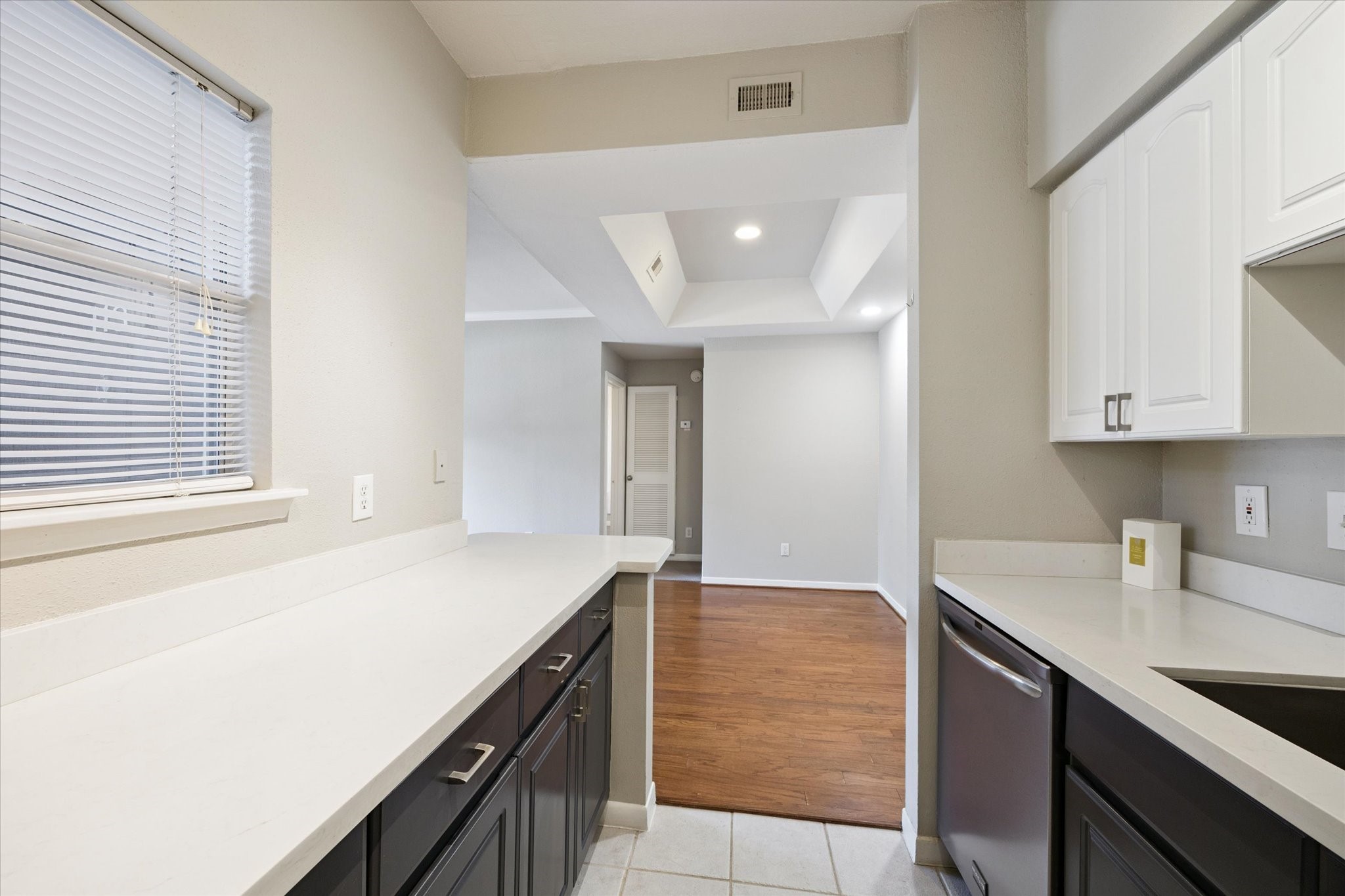 4041 Drake Street, Unit 113 Houston, TX 77005 - Photo 8 of 15 View into dining area from the kitchen.
