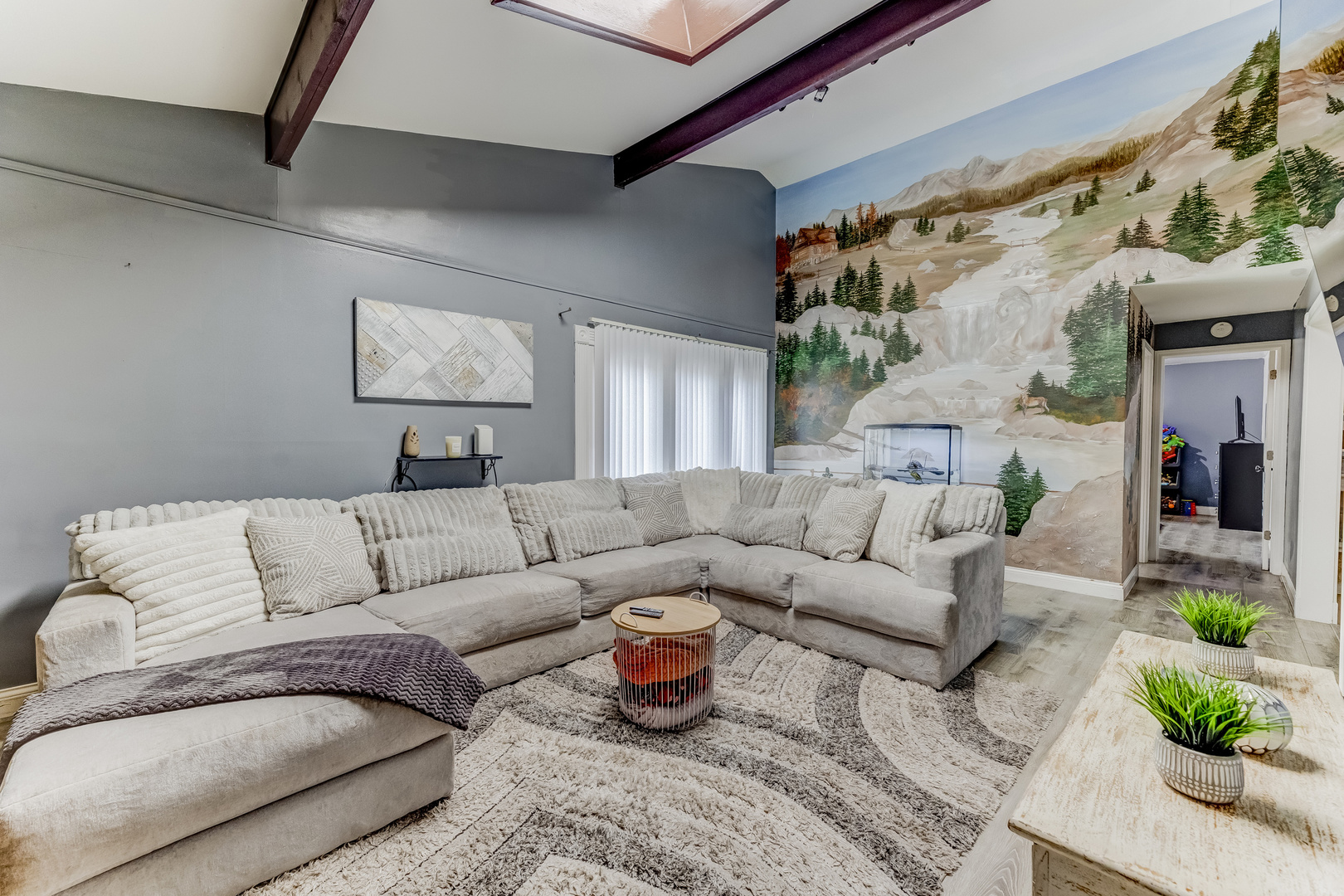 7740 Monitor Avenue Burbank, IL 60459 - Photo 2 of 36