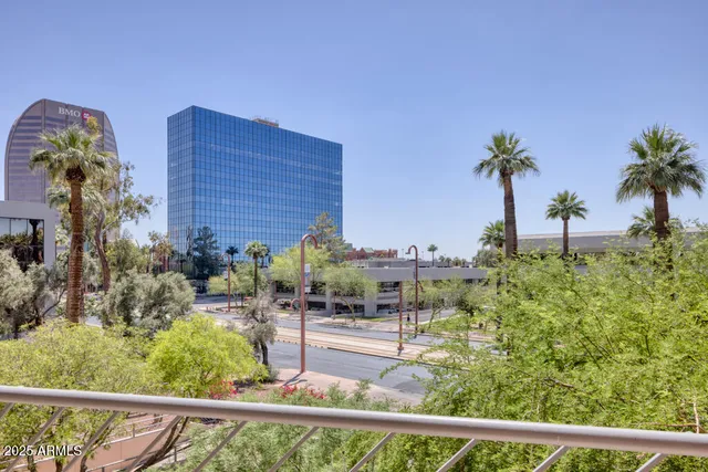 $349,900 | 2201 North Central Avenue, Unit 3D, Phoenix, AZ 85004