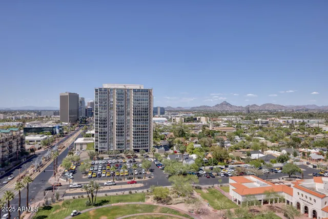 $349,900 | 2201 North Central Avenue, Unit 3D, Phoenix, AZ 85004