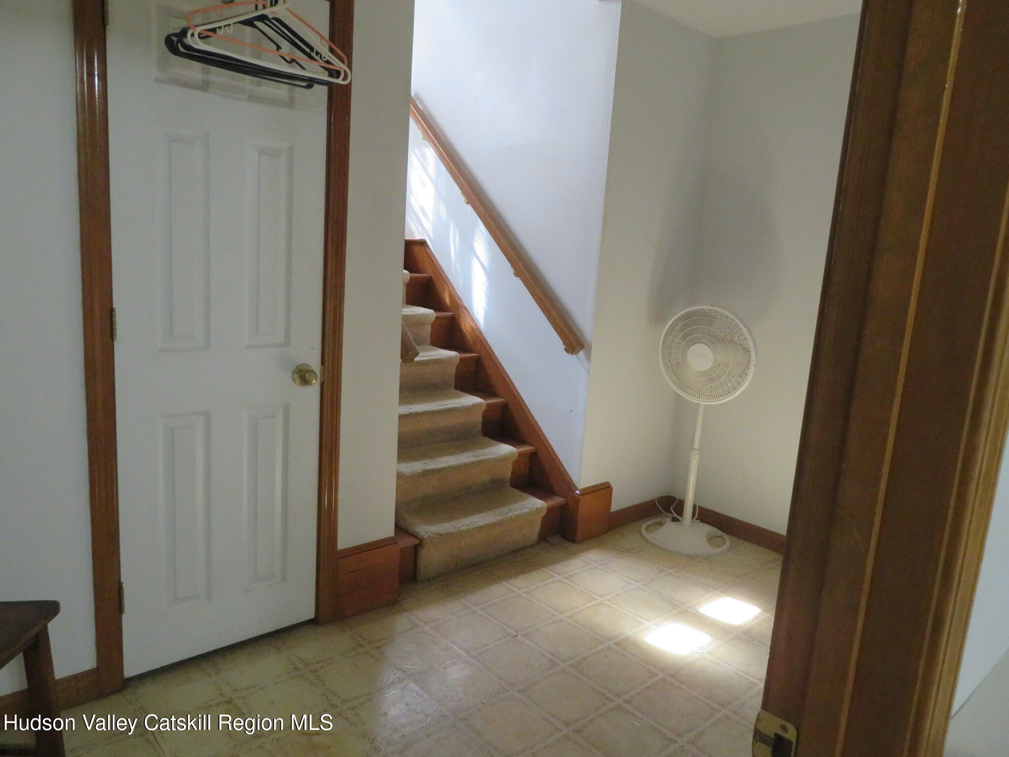 89 Vincent Lane Stone Ridge, NY 12484 - Photo 31 of 45 a view of entryway