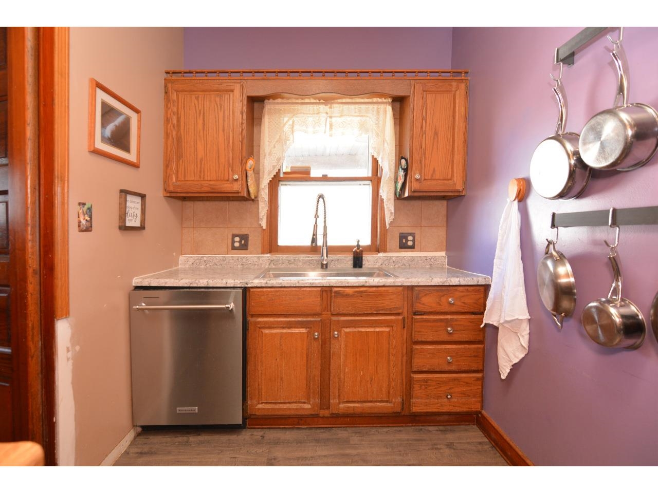 1615 8th Street Monroe, WI 53566 - Photo 12 of 25