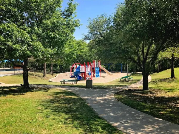 a view of a house with swimming pool