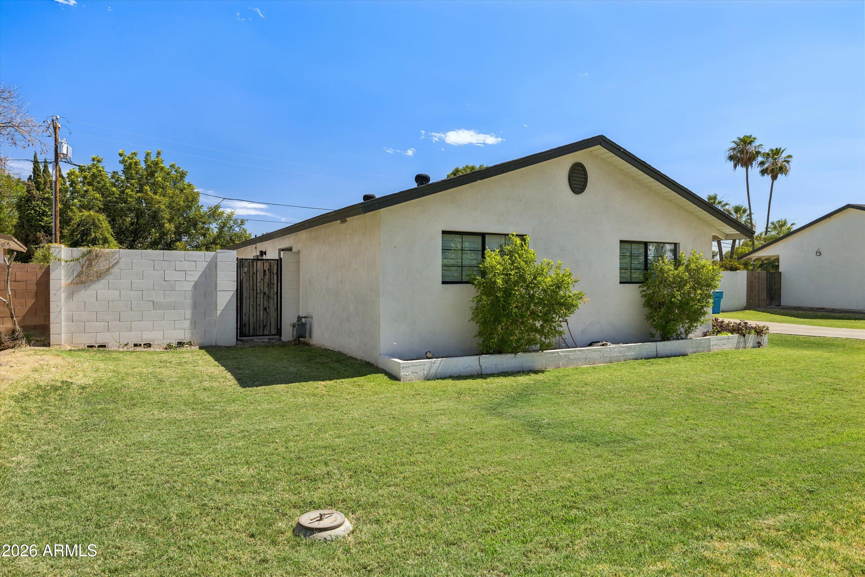 301 East Royal Palm Road Phoenix, AZ 85020 - Photo 5 of 69 04-301 E Royal Palm Rd, Phoenix, AZ 850