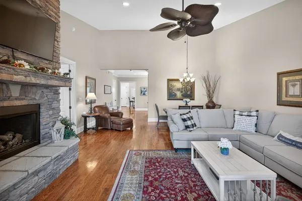 $675,000 | 132 Regatta Drive, Anderson, SC 29625