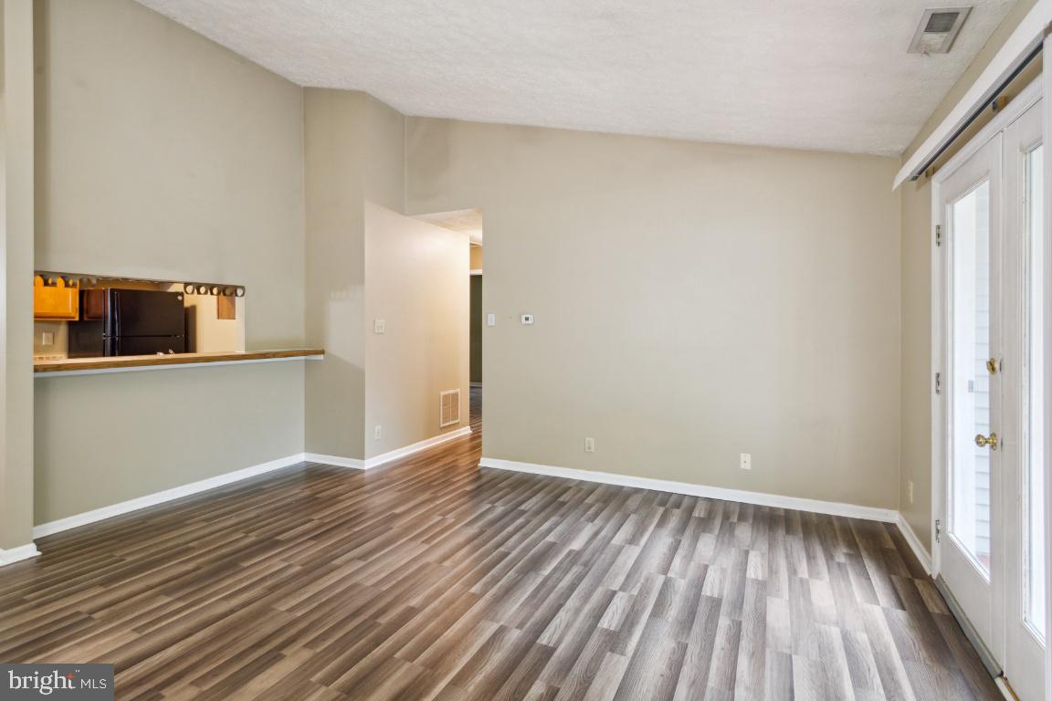 80 Kenwood Drive Sicklerville, NJ 08081 - Photo 4 of 17