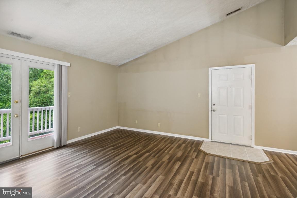 80 Kenwood Drive Sicklerville, NJ 08081 - Photo 5 of 17