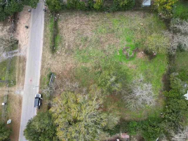 $25,000 | 2706 West Lakeview Avenue, Pensacola, FL 32505