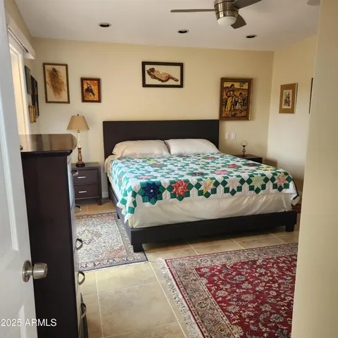 a view of entryway with a rug