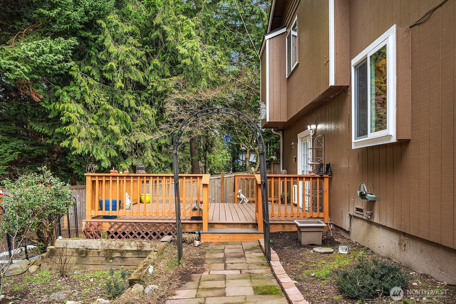 17649 152nd Place Southeast Renton, WA 98058 - Photo 29 of 34