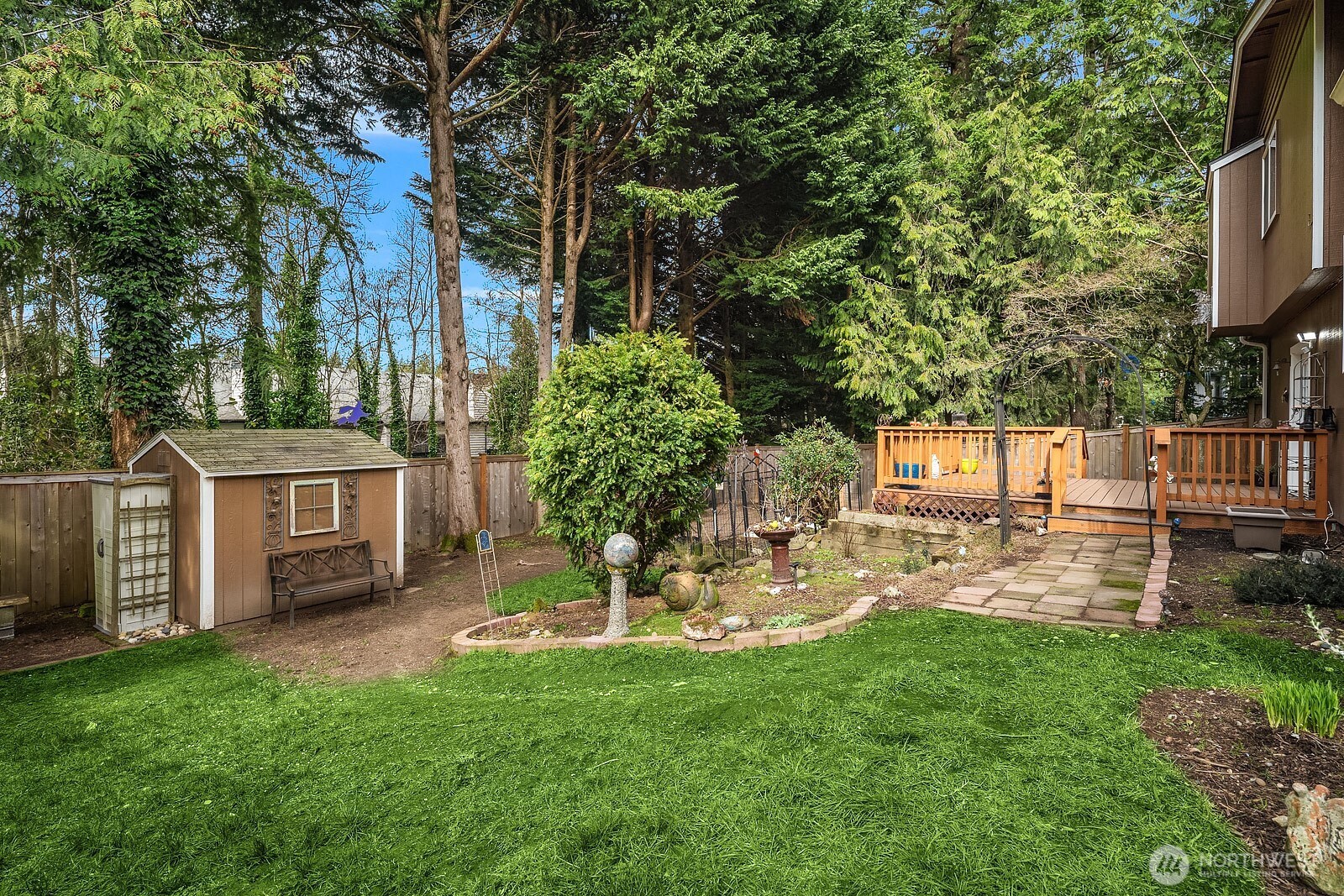 17649 152nd Place Southeast Renton, WA 98058 - Photo 32 of 34