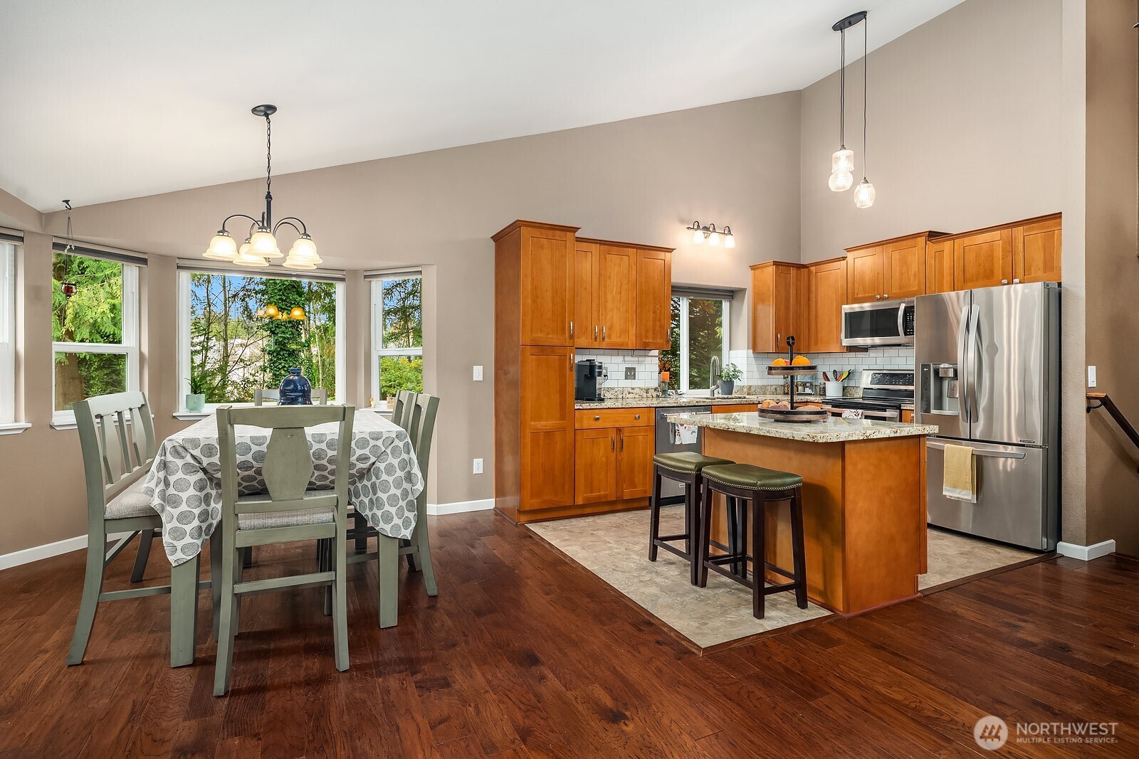 17649 152nd Place Southeast Renton, WA 98058 - Photo 8 of 34