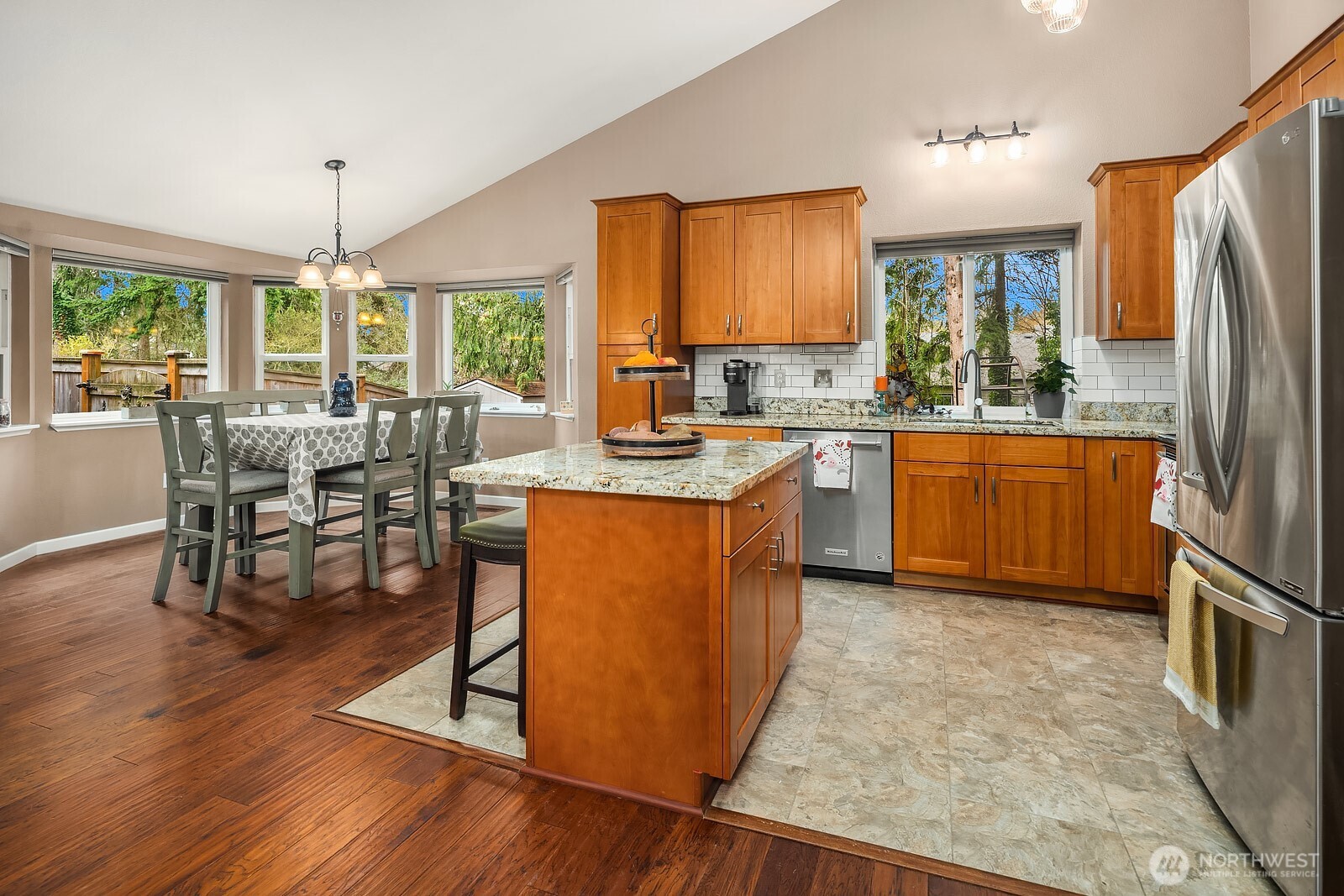 17649 152nd Place Southeast Renton, WA 98058 - Photo 9 of 34