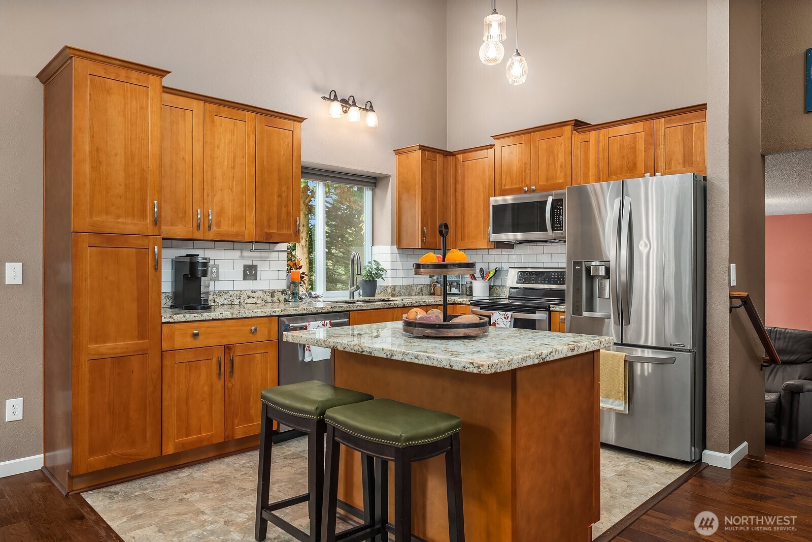 17649 152nd Place Southeast Renton, WA 98058 - Photo 10 of 34