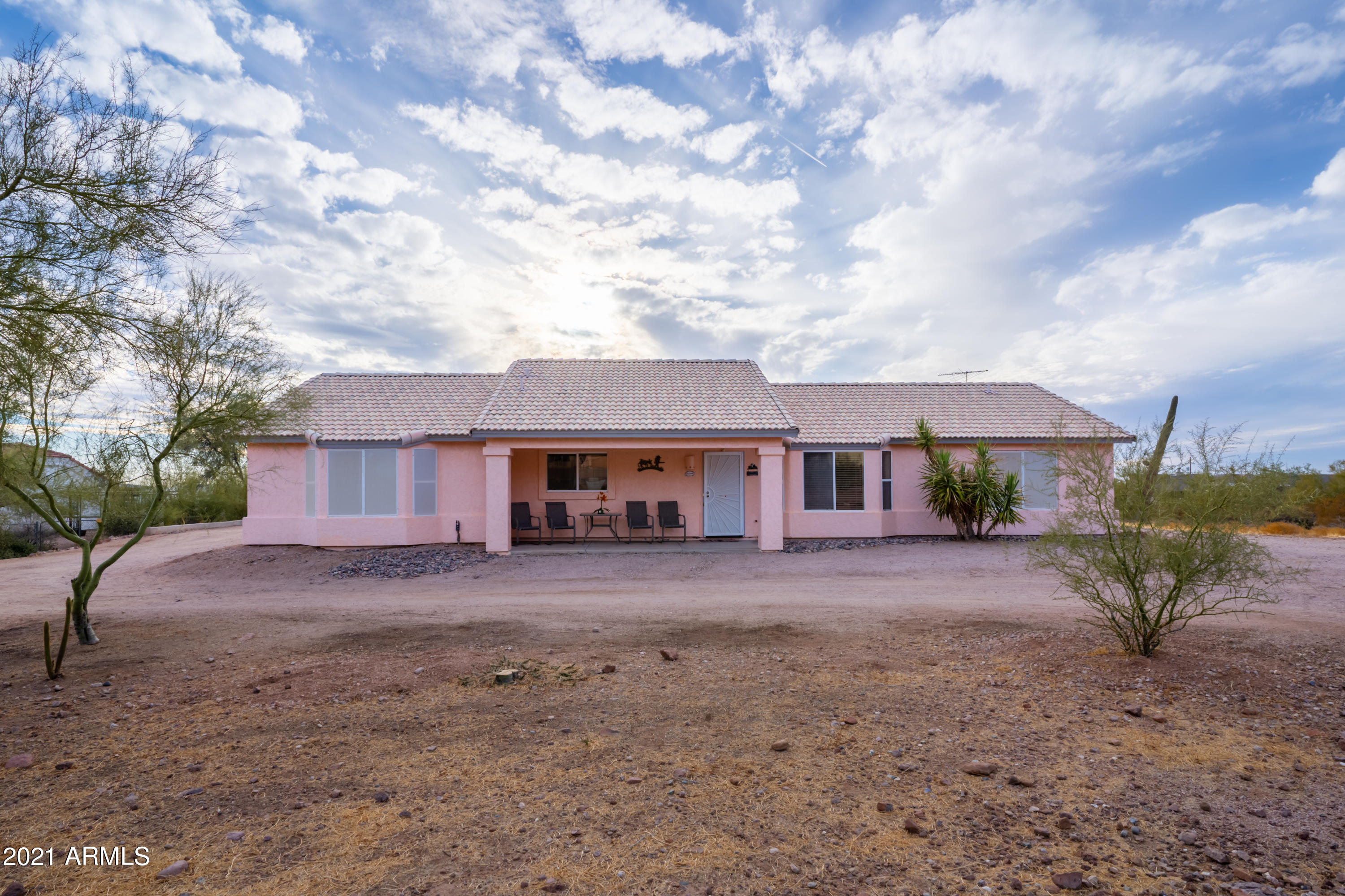 120 South Geronimo Road Apache Junction, AZ 85119 - Photo 10 of 47 01-18-21 Marjorie Stahl Home-32