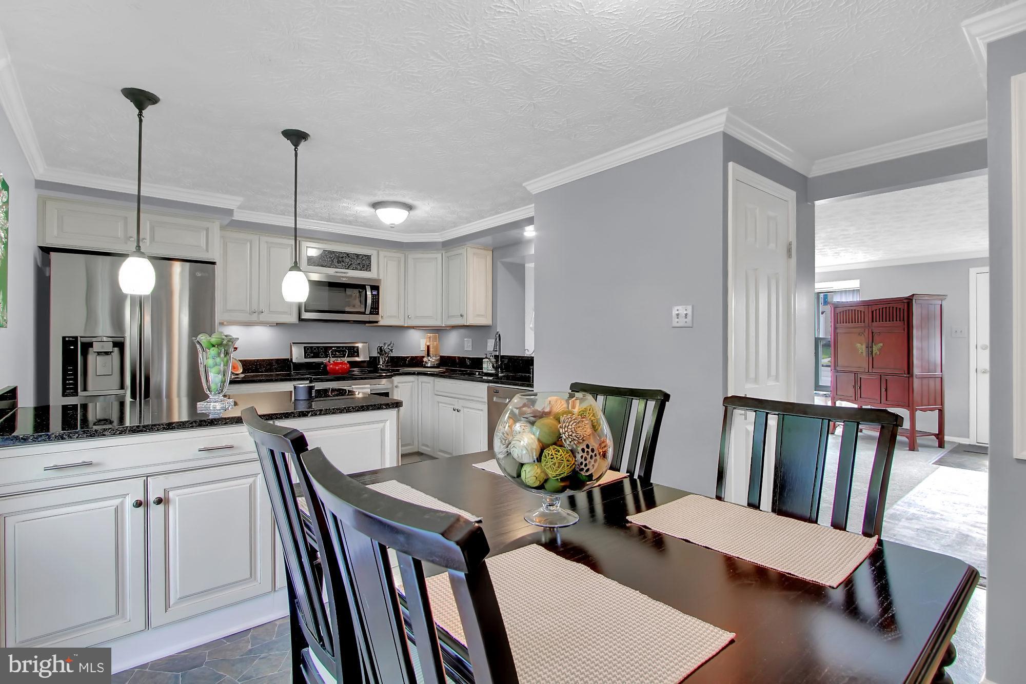 22 Rader Court Baltimore, MD 21234 - Photo 12 of 31 Dining