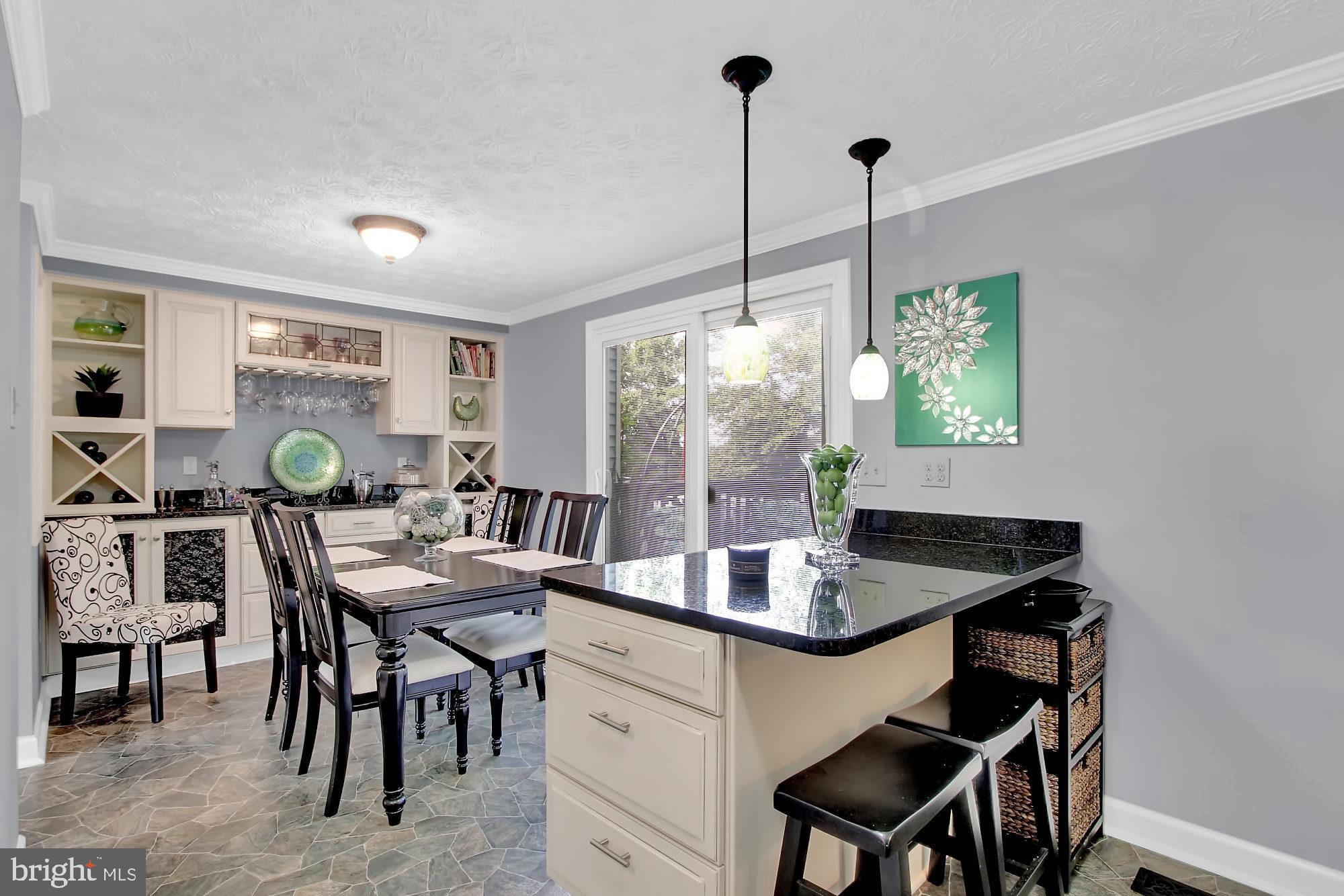 22 Rader Court Baltimore, MD 21234 - Photo 10 of 31 Plenty of dining space