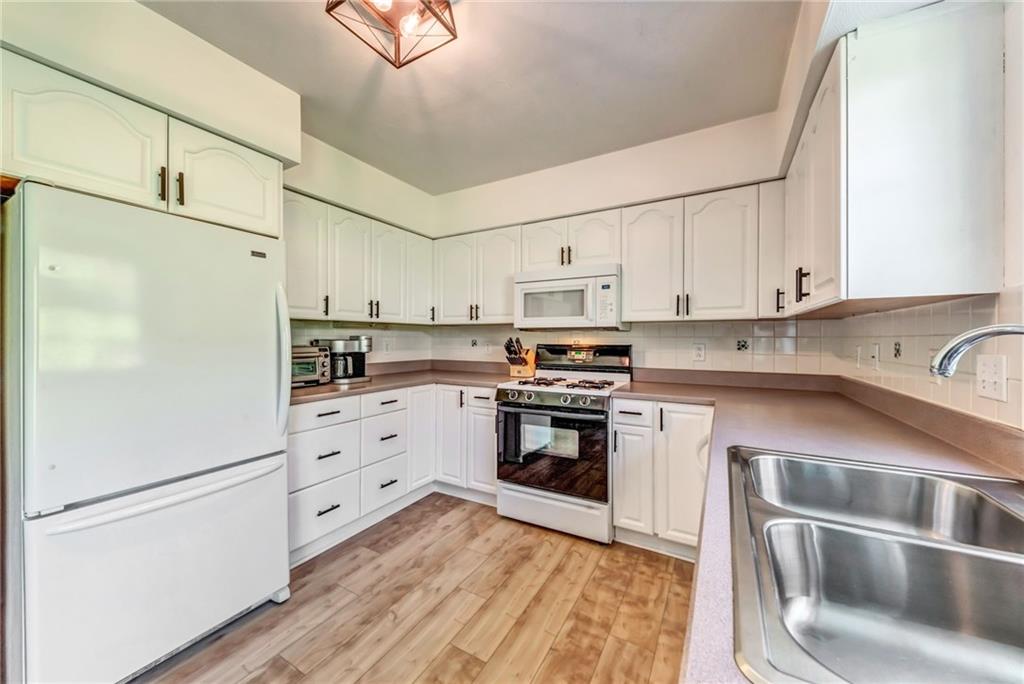 4426 Mt Troy Rd Extension Pittsburgh, PA 15214 - Photo 5 of 25 Gallery Image 5