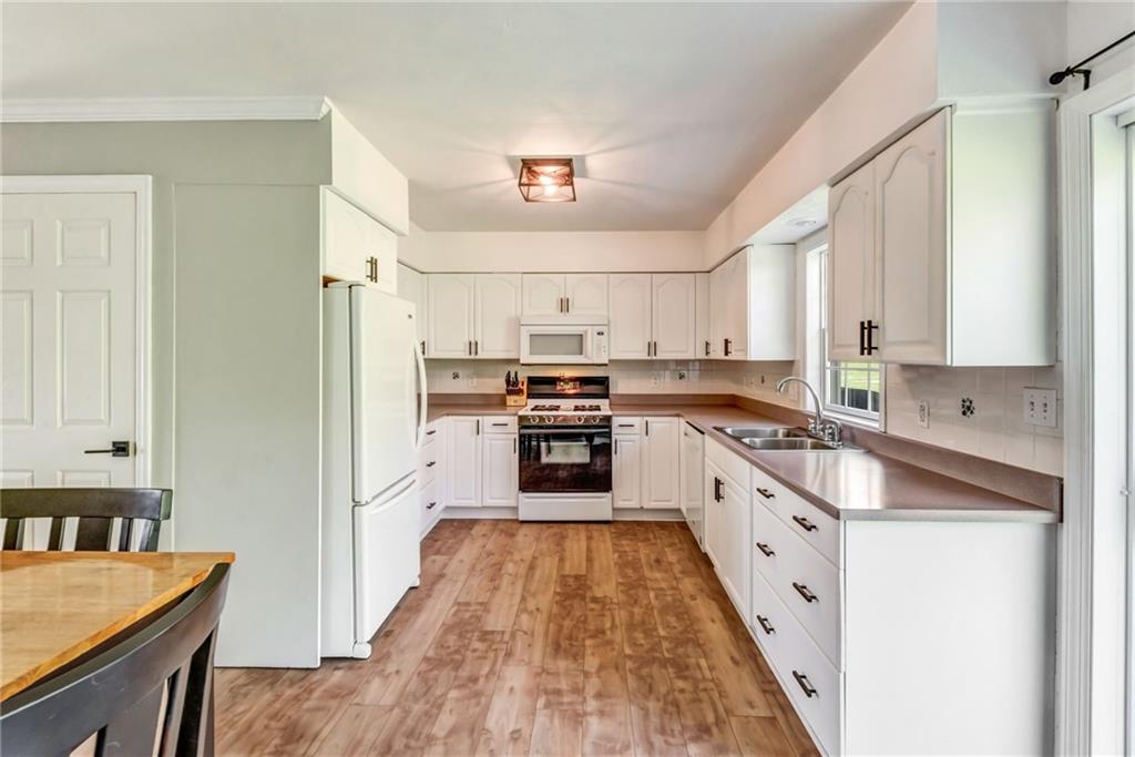 4426 Mt Troy Rd Extension Pittsburgh, PA 15214 - Photo 7 of 25 Gallery Image 7