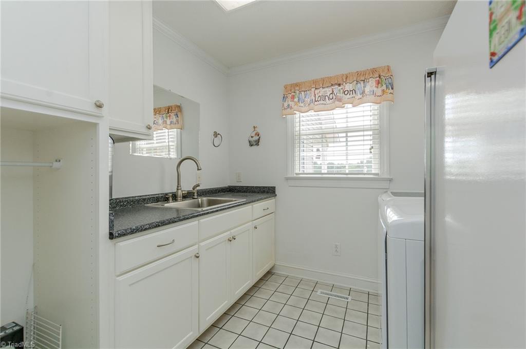 187 Circle Ridge Dobson, NC 27017 - Photo 21 of 37 Gallery Image 21