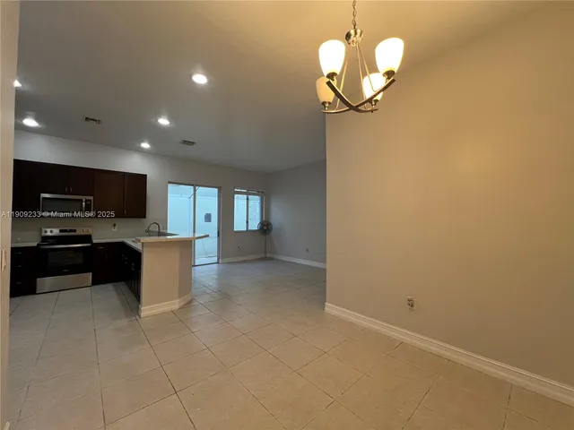 $3,600 | 1975 Northwest 100th Way, Pembroke Pines, FL 33024