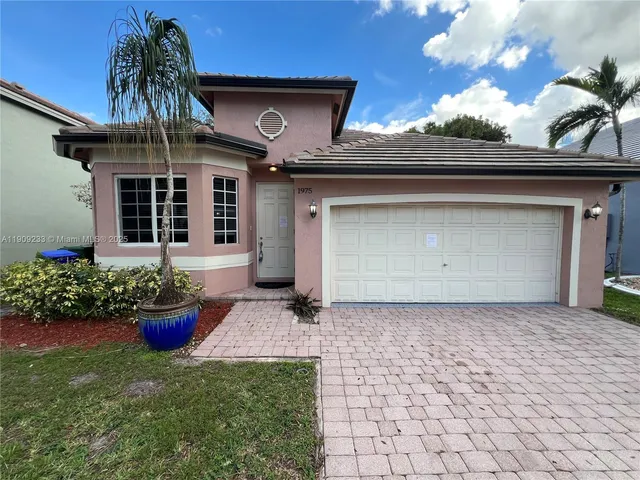 $3,600 | 1975 Northwest 100th Way, Pembroke Pines, FL 33024