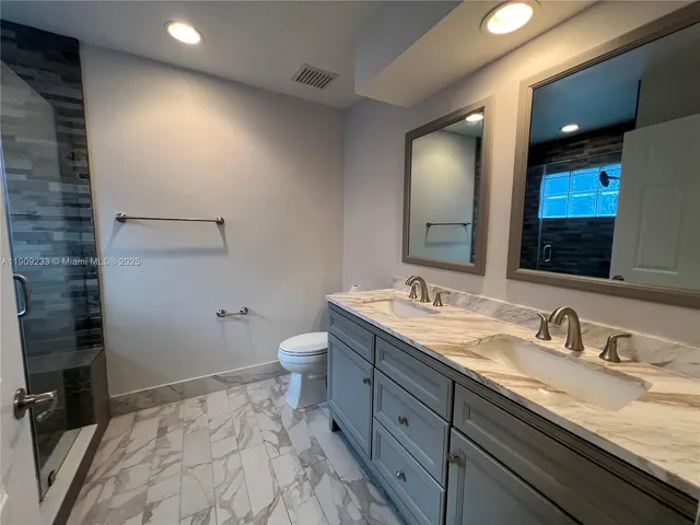 $3,600 | 1975 Northwest 100th Way, Pembroke Pines, FL 33024