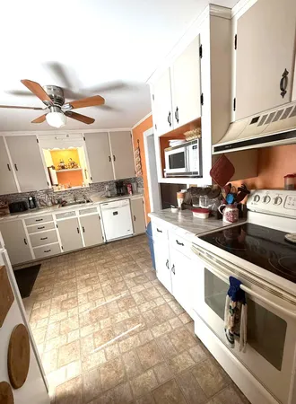 $249,900 | 157 Commonwealth Avenue, Springfield, VT 05156