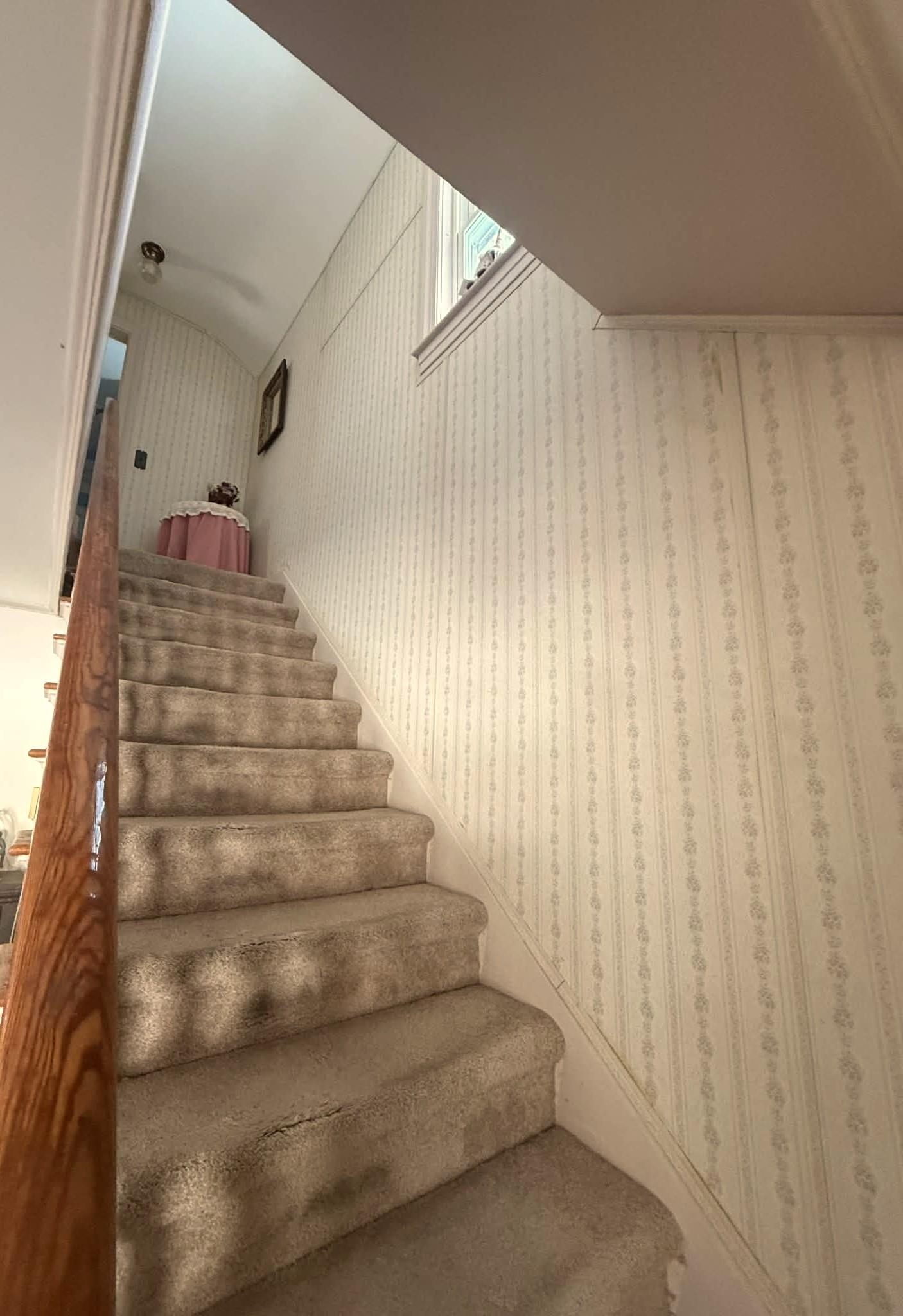 157 Commonwealth Avenue Springfield, VT 05156 - Photo 5 of 42