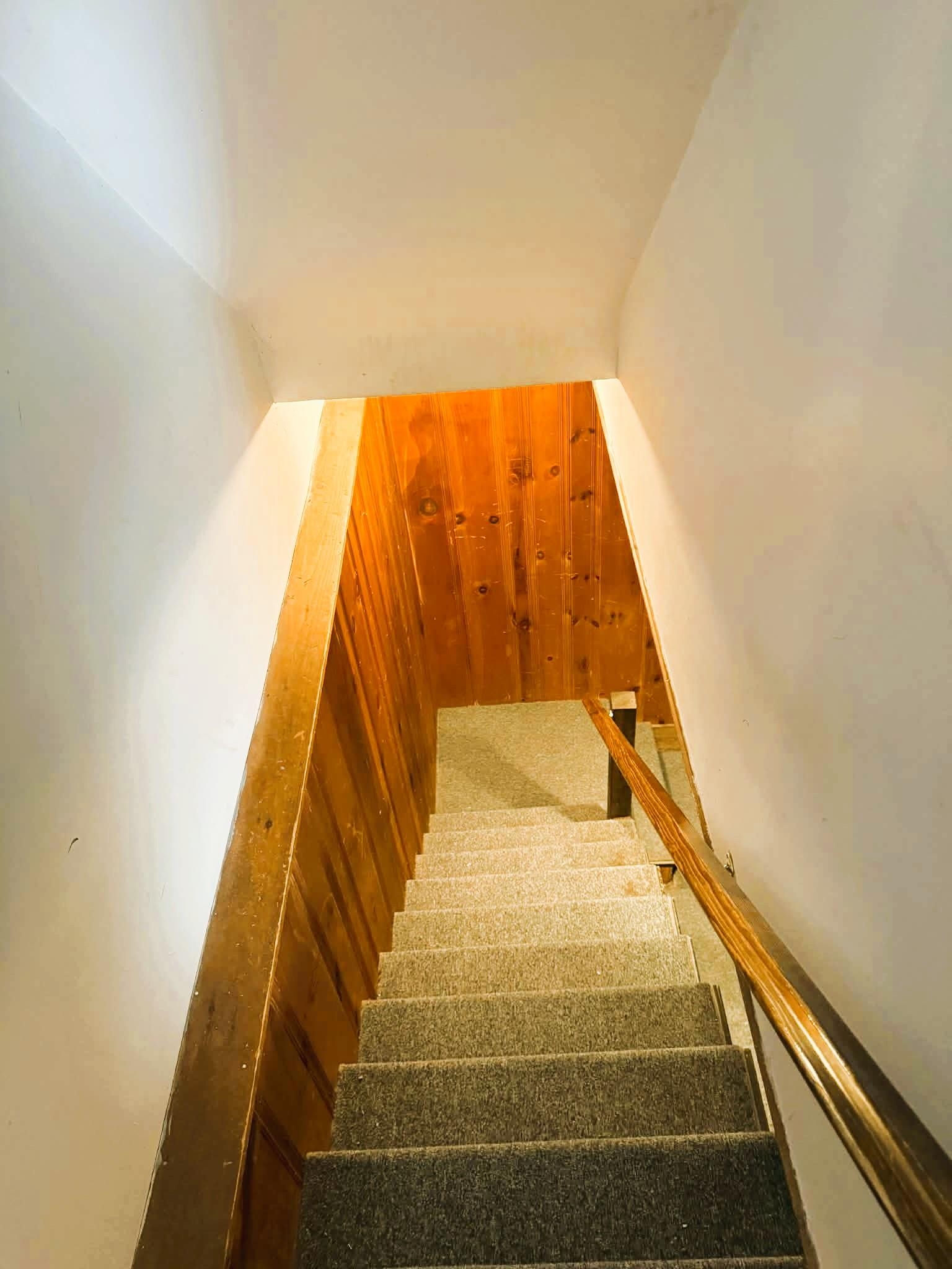 157 Commonwealth Avenue Springfield, VT 05156 - Photo 9 of 42