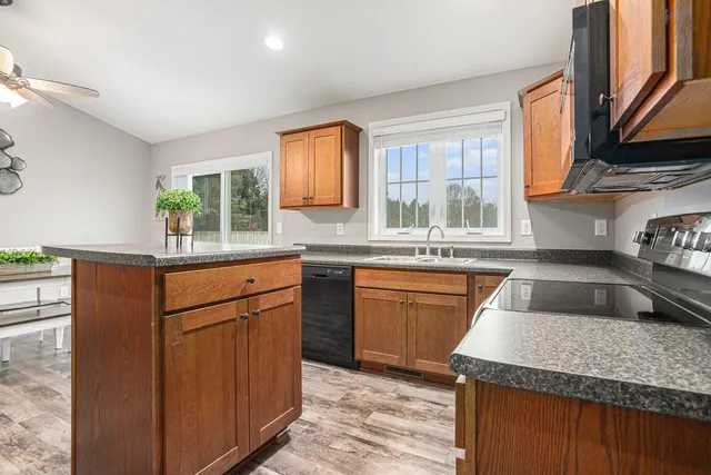 $340,000 | 29209 62nd Avenue, Lawton, MI 49065