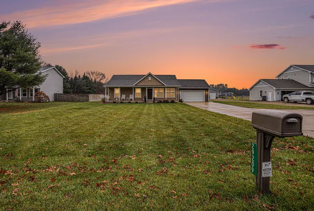 $340,000 | 29209 62nd Avenue, Lawton, MI 49065