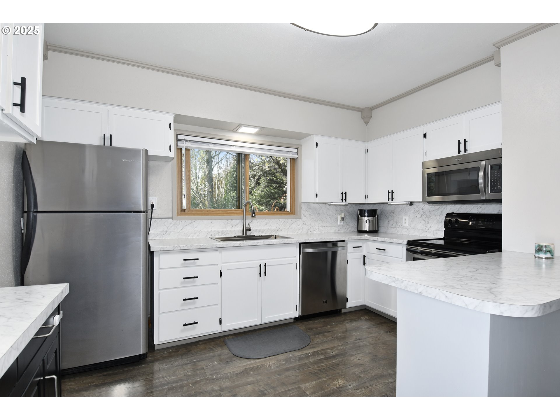 3610 Southeast Powell Valley Road Gresham, OR 97080 - Photo 12 of 45